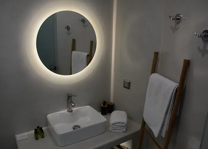 Hotel Cápsula Noir Santorini