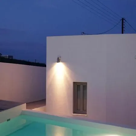 فندق-كبسولة Noir Santorini مونوليثوس