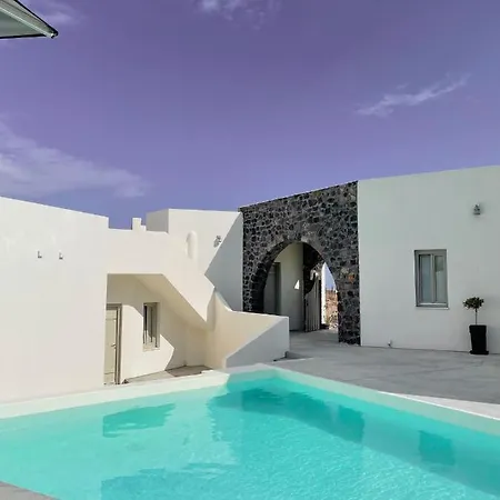 Noir Santorini فندق-كبسولة *