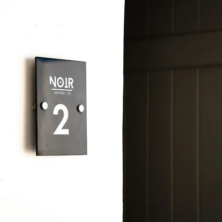 カプセルホテル Noir Santorini