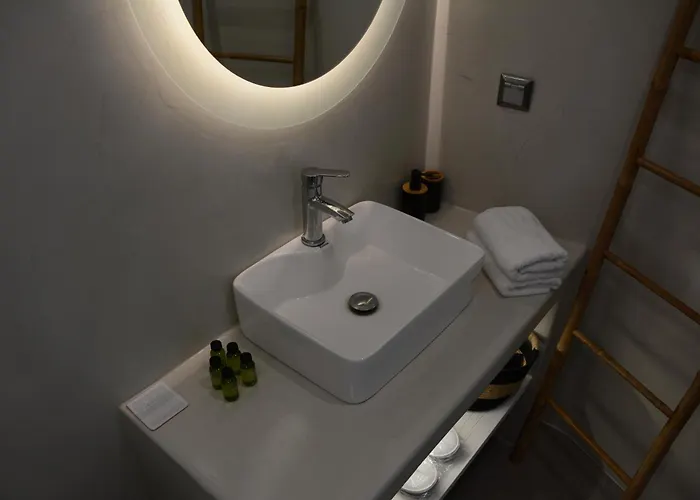 Hotel cápsula Noir Santorini *