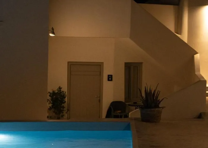 Kapselhotel Noir Santorini Monolithos