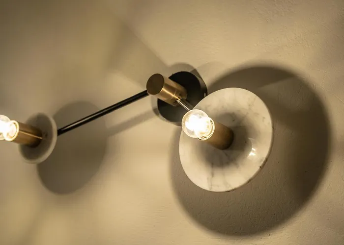 Noir Santorini Capsulehotel *